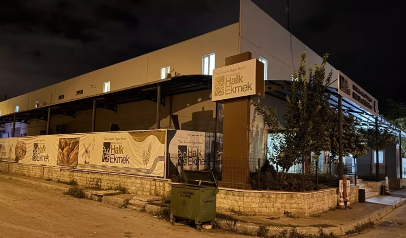 Bələdiyyəyə məxsus çörək zavodunda ölü siçanlar aşkarlandı - VİDEO