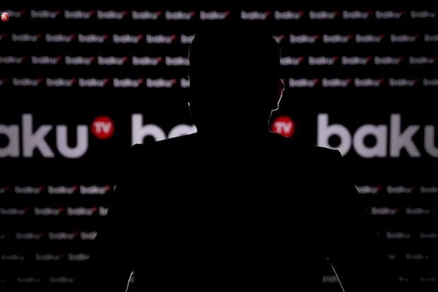 Bakıda hipermarketdə baş verən silahlı insidentin gizli məqamları - VİDEO