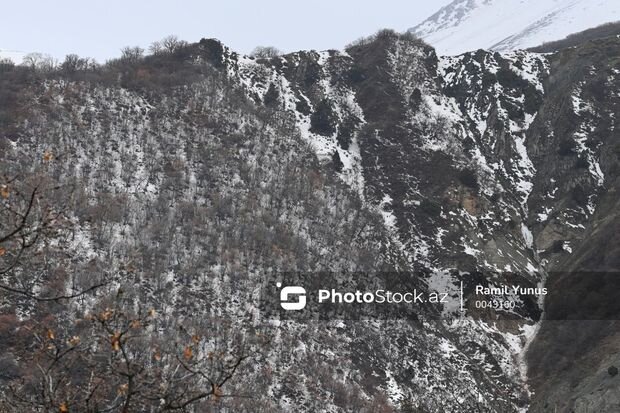 Faktiki hava: Bakıya yağış, rayonlara qar yağır