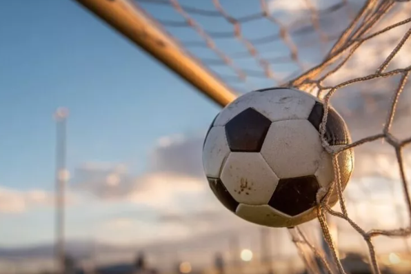 Fransada futbolçu danışılmış oyunlara görə saxlanıldı