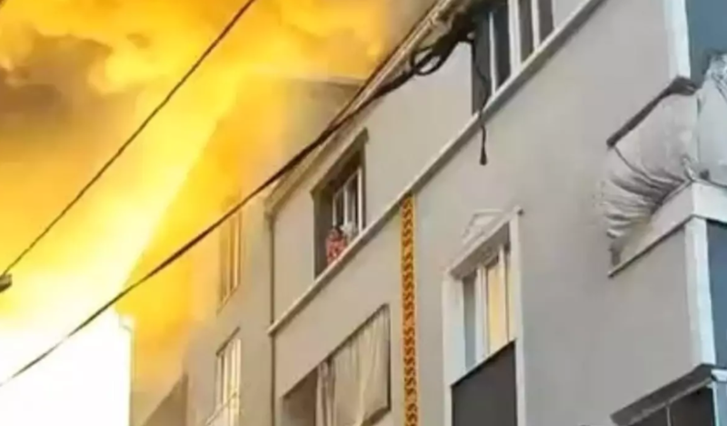 Yanğın zamanı nənə nəvəsini xilas etmək üçün görün nə etdi - VİDEO