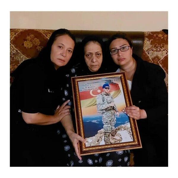 Yasa getmək, yoxsa sosial şəbəkədə bəyəni toplamaq sevdası? - Video+Fotolar