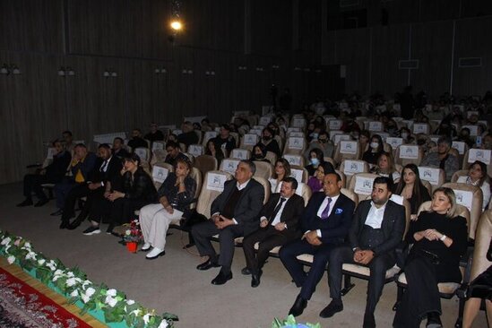 Yaşar Nurinin 70 illik yubileyi keçirildi - FOTOLAR