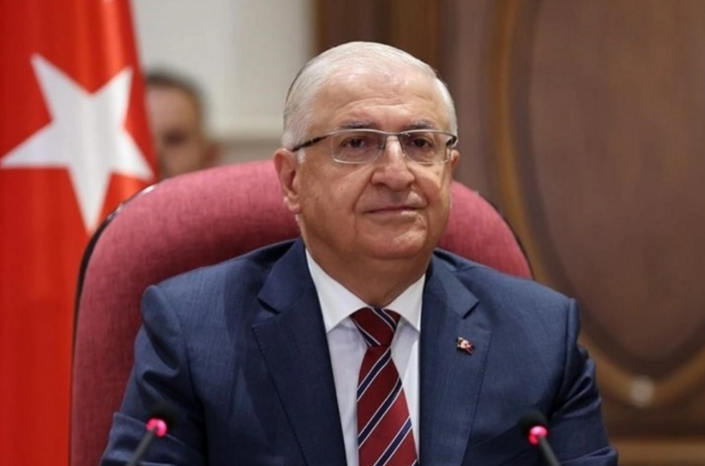 Yaşar Gülər Azərbaycana gəlir