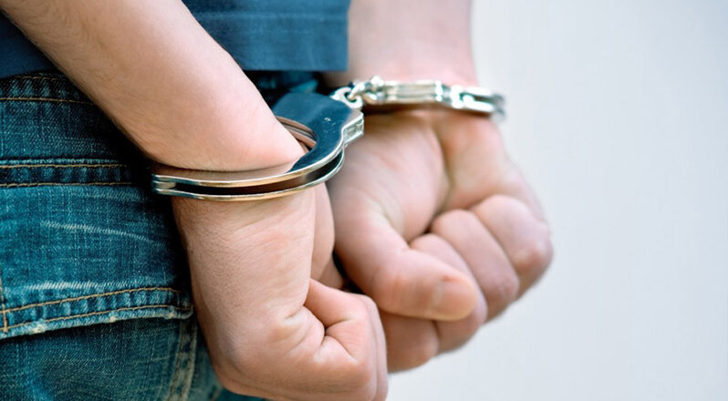 Xüsusi amansızlıqla iki və daha artıq qətl törədən şəxsləri hansı cəza gözləyir?