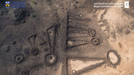 Səhrada vahəyə aparan yollar: Arxeoloji qazıntının maraqlı təfərrüatları üzə çıxıb - FOTO