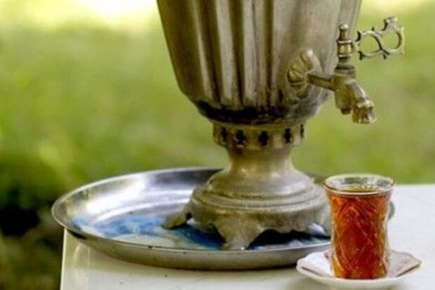 Yasda Samux sakininin üzərinə qaynar samovar aşıb