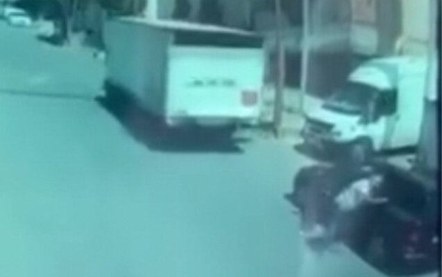 Əyləci xarab olan maşın dəhşət yaşatdı - Video