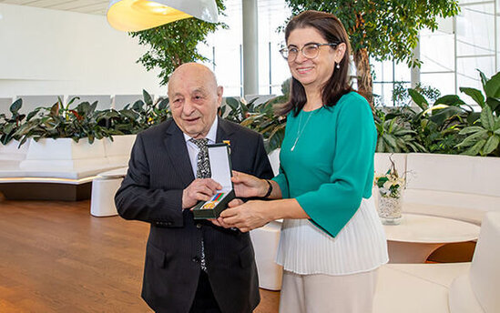 Ömər Eldarova "Əmək" ordeni təqdim olundu - FOTO