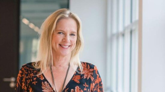 Belçikada ilk dəfə qadın futbola rəhbərlik etdi