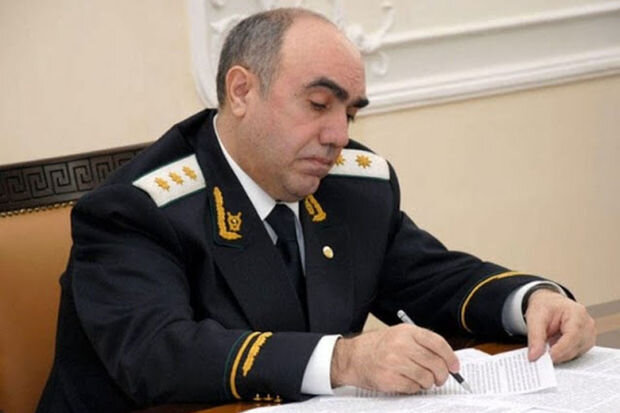 Zakir Qaralovun əmisi qızı işdən çıxarılıb - YENİLƏNİB