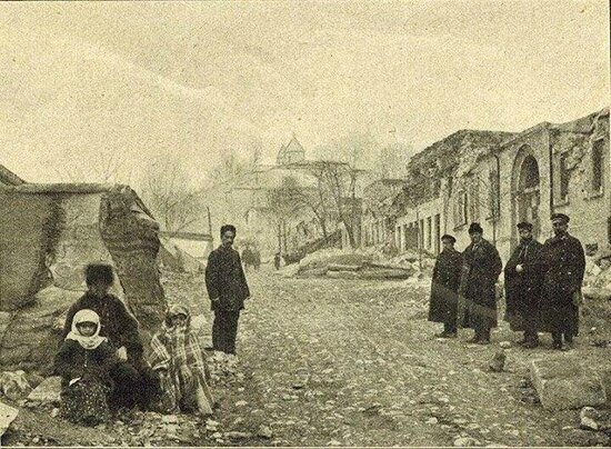 Şamaxıda 4 min ev məhv oldu, 2 min sakin öldü - Foto