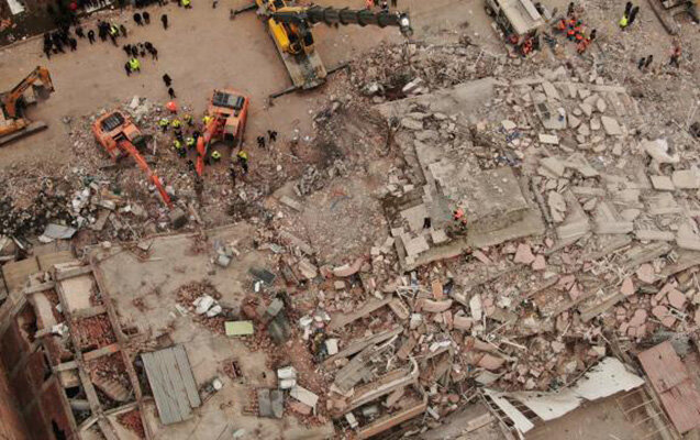 Zəlzələdə ölənlər üçün bir çox ölkələrdə işıqlar söndürüləcək