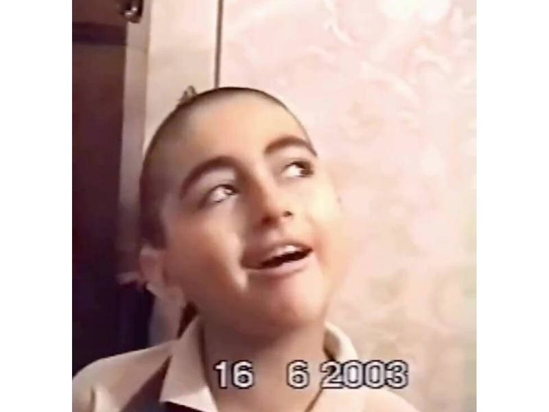Azərbaycanlı müğənninin uşaqlıq görüntüləri gündəm oldu - (Video)