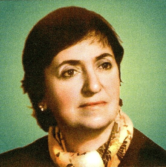 Görkəmli oftalmoloq alim Zərifə Əliyevanın anadan olmasından 99 il ötür