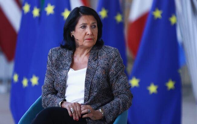 Gürcüstan hökumətindən Zurabişviliyə SƏRT QADAĞA: "O, prezident sayıla bilməz"