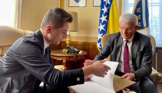 Bosniya və Herseqovina rəhbəri Nizami Gəncəvi Beynəlxalq Mərkəzinin katibliyini qəbul edib